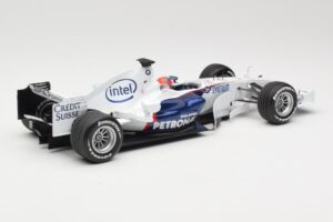 BMW Sauber F1.07 #10 R. Kubica Launch Version 2007 Minichamps 1:18 80430426995 Métal Moulé — image 2 sur 7