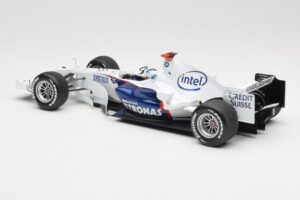 BMW Sauber F1.07 #9 N. Heidfeld Launch Version 2007 Minichamps 1:18 80430426994 Métal Moulé — image 5 sur 7