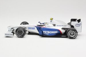 BMW Sauber F1.09 #6 N. Heidfeld Launch Version 2009 Minichamps 1:18 80432154856 Métal Moulé — image 3 sur 7