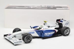 BMW Sauber F1.09 #6 N. Heidfeld Launch Version 2009 Minichamps 1:18 80432154856 Métal Moulé — image 7 sur 7
