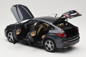 BMW X4 F26 Sophisto Grey Paragon 1:18 80432352461 Métal Moulé — image 5 sur 8
