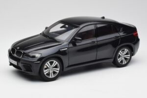 BMW X6 M F86 Noir Kyosho 1:18 80432157613 Métal Moulé