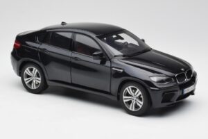 BMW X6 M F86 Noir Kyosho 1:18 80432157613 Métal Moulé — image 6 sur 8