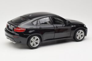 BMW X6 M E71 Noir Bburago 1:18 18-12081 Métal Moulé — image 3 sur 8