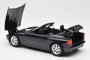 BMW Z1 Noir Métallisé Minichamps 1:18 180020100 Métal Moulé — image 5 sur 8