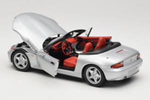BMW Z3 Cabriolet Argent UT Models 1:18 20402 Métal Moulé — image 5 sur 8