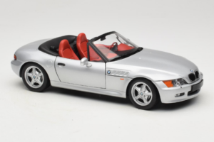 BMW Z3 Cabriolet Argent UT Models 1:18 20402 Métal Moulé — image 6 sur 8