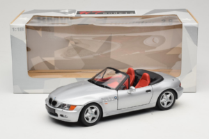 BMW Z3 Cabriolet Argent UT Models 1:18 20402 Métal Moulé — image 8 sur 8