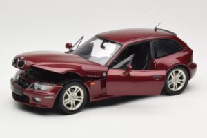 BMW Z3 Coupe 2.8 Red Metallic UT Models 1:18 20423 Métal Moulé — image 2 sur 8