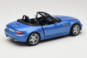 BMW Z3 M Roadster Bleu Édition Concessionnaire UT Models 1:18 80439422939 Métal Moulé — image 3 sur 8