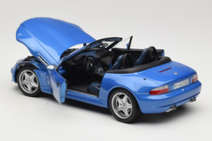 BMW Z3 M Roadster Bleu Édition Concessionnaire UT Models 1:18 80439422939 Métal Moulé — image 5 sur 8