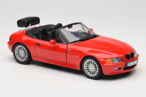 BMW Z3 Roadster 1.9 Rouge Édition Concessionnaire UT Models 1:18 80439423068 Métal Moulé — image 6 sur 8