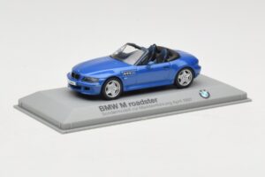 BMW Z3 Roadster 2.8 Bleu Minichamps 1:43 BMW003 Métal Moulé — image 2 sur 4