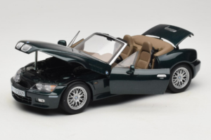 BMW Z3 Roadster 2.8 Vert Foncé Édition Concessionnaire UT Models 1:18 80439411713 Métal Moulé — image 2 sur 8