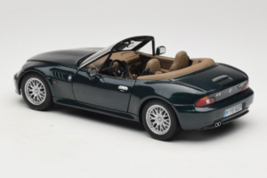 BMW Z3 Roadster 2.8 Vert Foncé Édition Concessionnaire UT Models 1:18 80439411713 Métal Moulé — image 7 sur 8