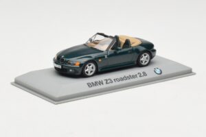 BMW Z3 Roadster 2.8 Vert Foncé Minichamps 1:43 80429421514 Métal Moulé — image 2 sur 4