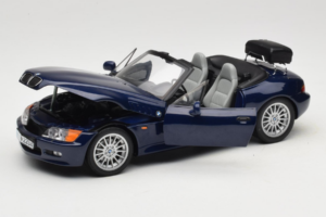 BMW Z3 Roadster Bleu Édition Concessionnaire UT Models 1:18 80439422186 Métal Moulé — image 2 sur 8