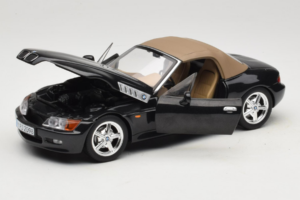BMW Z3 Roadster Vert Édition Concessionnaire UT Models 1:18 80439411711 Métal Moulé — image 2 sur 8