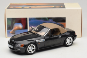 BMW Z3 Roadster Vert Édition Concessionnaire UT Models 1:18 80439411711 Métal Moulé — image 8 sur 8