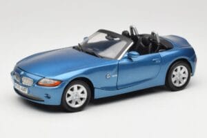 BMW Z4 E85 Bleu Métallique Motormax 1:18 73144 Métal Moulé