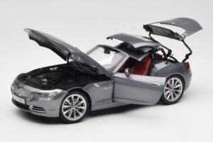 BMW Z4 E89 sDrive 35i Space Grey Metallic Kyosho 1:18 80432147085 Métal Moulé — image 2 sur 8