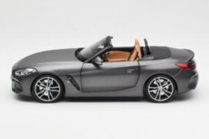 BMW Z4 G29 Gris Metallic Norev 1:18 183270 Métal Moulé — image 4 sur 8