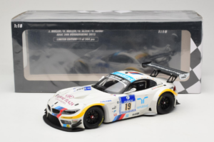 BMW Z4 GT3 #19 Team Schubert J. Muller / D. Muller ADAC 24 Hours Nurburgring 2012 Minichamps 1:18 151122319 Métal Moulé — image 6 sur 6