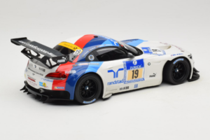 BMW Z4 GT3 #19 Team Schubert J. Muller / D. Muller ADAC 24 Hours Nurburgring 2013 Minichamps 1:18 151132319 Métal Moulé — image 2 sur 6
