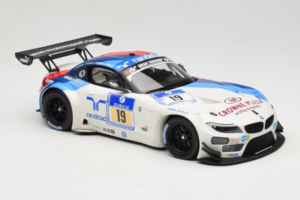 BMW Z4 GT3 #19 Team Schubert J. Muller / D. Muller ADAC 24 Hours Nurburgring 2013 Minichamps 1:18 151132319 Métal Moulé — image 4 sur 6