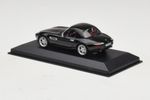 BMW Z8 Noir Hardtop Minichamps 1:43 BMW018 Métal Moulé — image 3 sur 4