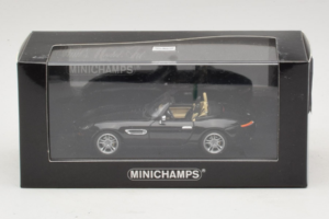 BMW Z8 Cabriolet Noir Minichamps 1:43 80420026607-R1 Métal Moulé — image 4 sur 4