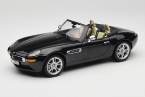 BMW Z8 Noir Kyosho 1:18 80439411729 Métal Moulé