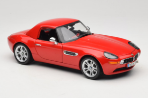 BMW Z8 Rouge Kyosho 1:18 80439411730 Métal Moulé — image 7 sur 9
