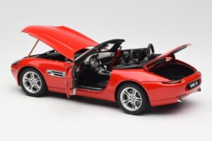 BMW Z8 E52 Rouge AUTOart 1:18 70513 Métal Moulé — image 5 sur 8