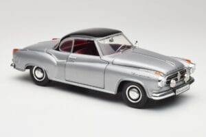 Borgward Isabella Coupé Gris & Noir Revell 1:18 8989 Métal Moulé — image 6 sur 8