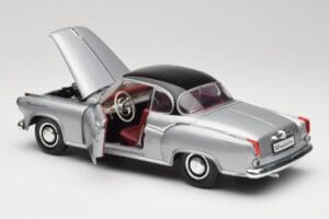 Borgward Isabella Coupé Gris & Noir Revell 1:18 8989 Métal Moulé — image 7 sur 8