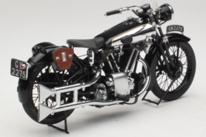 Brough Superior SS 100 T. E. Lawrence Minichamps 1:18 122135500 Métal Moulé — image 2 sur 6
