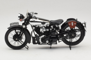 Brough Superior SS 100 T. E. Lawrence Minichamps 1:18 122135500 Métal Moulé — image 3 sur 6