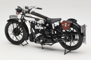 Brough Superior SS 100 T. E. Lawrence Minichamps 1:18 122135500 Métal Moulé — image 5 sur 6
