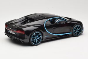 Bugatti Chiron Noir & Bleu Bburago 1:18 18-11040BK Métal Moulé — image 3 sur 8
