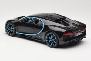 Bugatti Chiron Noir & Bleu Bburago 1:18 18-11040BK Métal Moulé — image 7 sur 8