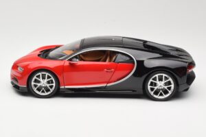 Bugatti Chiron Noir & Rouge Bburago 1:18 18-11040 Métal Moulé — image 4 sur 8