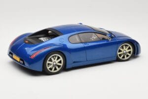 Bugatti EB 18.3 Chiron Bleu AUTOart 1:18 70911 Métal Moulé — image 3 sur 8