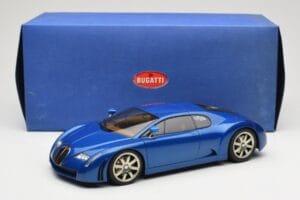 Bugatti EB 18.3 Chiron Bleu AUTOart 1:18 70911 Métal Moulé — image 8 sur 8