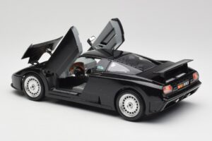 Bugatti EB110 Noir Bburago 1:18 3055 Métal Moulé — image 5 sur 8