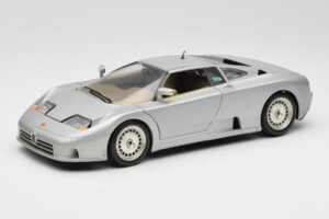 Bugatti EB110 Argent Bburago 1:18 3035-S Métal Moulé