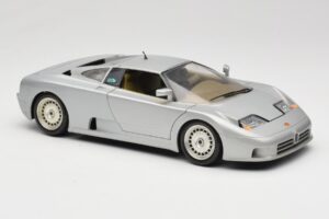 Bugatti EB110 Argent Bburago 1:18 3035-S Métal Moulé — image 6 sur 8