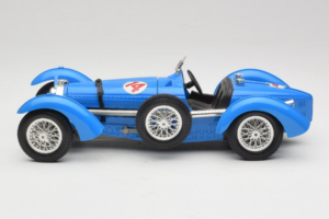 Bugatti Type 51 Grand Prix #14 Bleu Bburago 1:18 3012-M1 Métal Moulé — image 3 sur 6