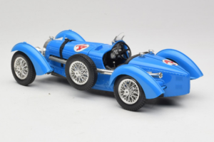 Bugatti Type 51 Grand Prix #14 Bleu Bburago 1:18 3012-M1 Métal Moulé — image 5 sur 6
