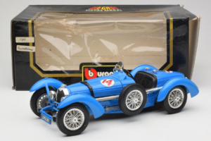 Bugatti Type 51 Grand Prix #14 Bleu Bburago 1:18 3012-M1 Métal Moulé — image 6 sur 6